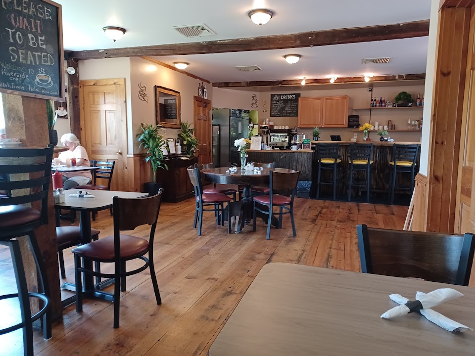 RIVERSIDE CAFE