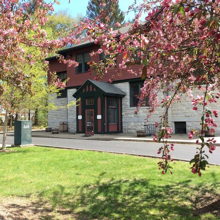 Bushnell-Sage Library