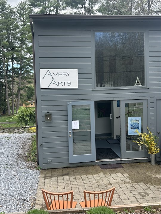 Avery Arts