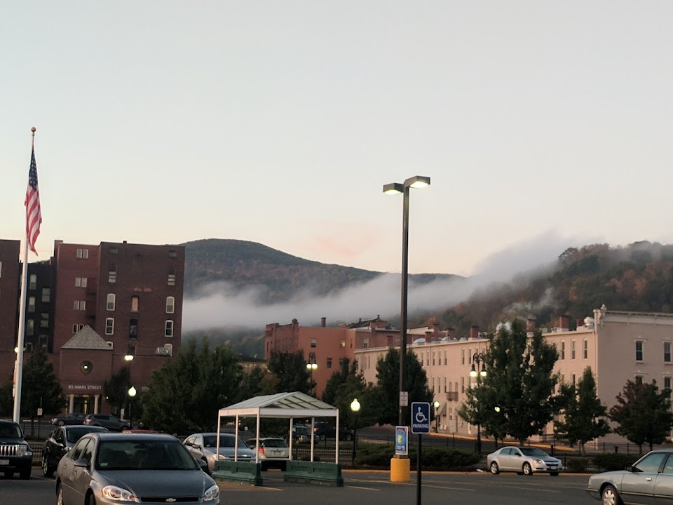 Veterans Memorial Shopping Center
