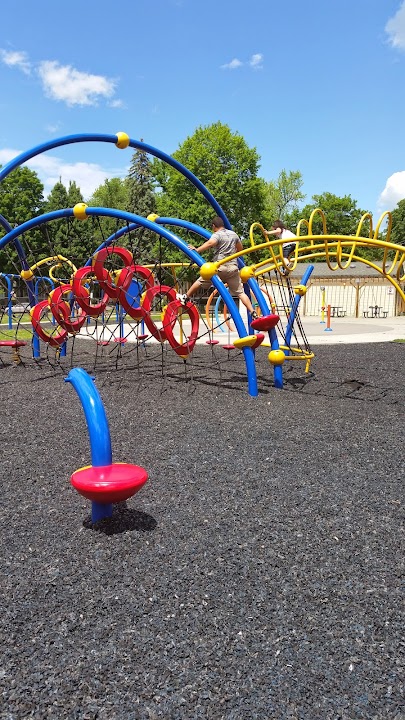Beachgrounds Park