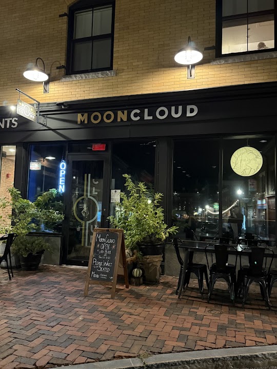 Mooncloud