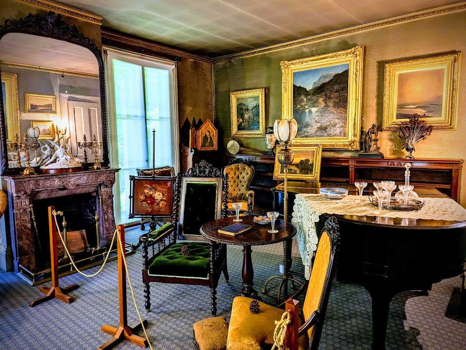 The Evergreens (Emily Dickinson Museum)