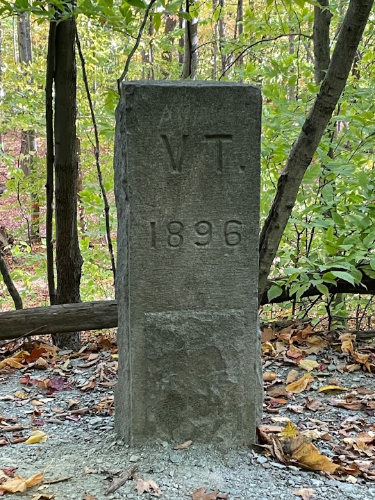 VT/NY/MA Tri-State Granite Marker